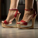 Strange Style Heels Sandals Open Toe Buckle Straps High Heels Sandals Ladies Summer Runway Shoes Designer Party Sexy Fashion New