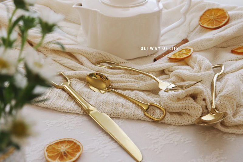 30Pcs Luxury Tableware Set 304 Stainless Steel Knife Fork Spoon Cutlery Set Elegant Dinnerware Set Creativity Hangable Design