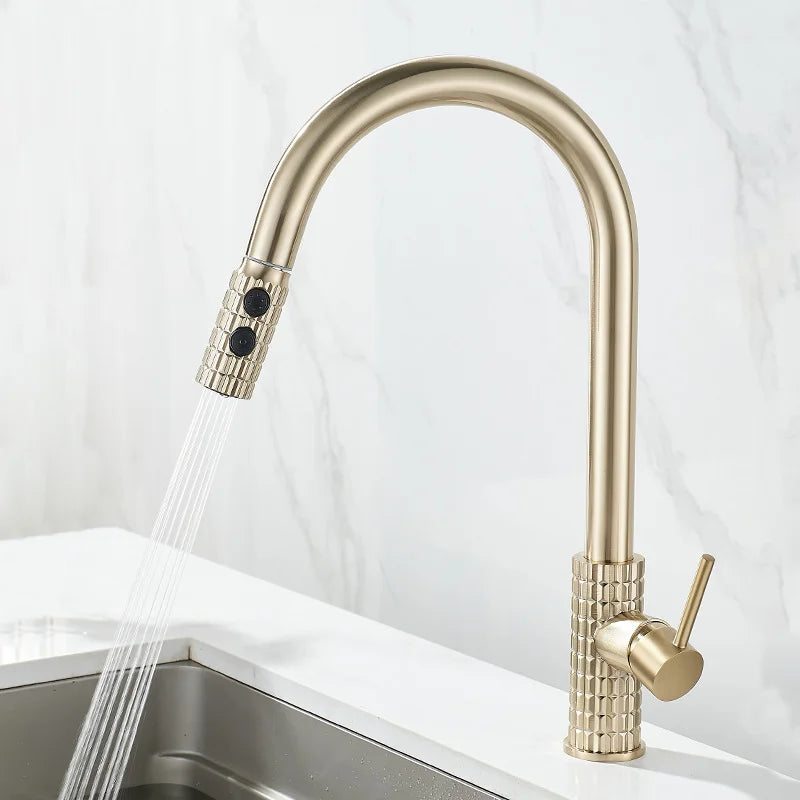 Kitchen Brush Gold Patterned Brass Faucet Pull Out 360 Degree Swivel Hot And Cold Mixer Tap Stream Sprayer Head Single Handle