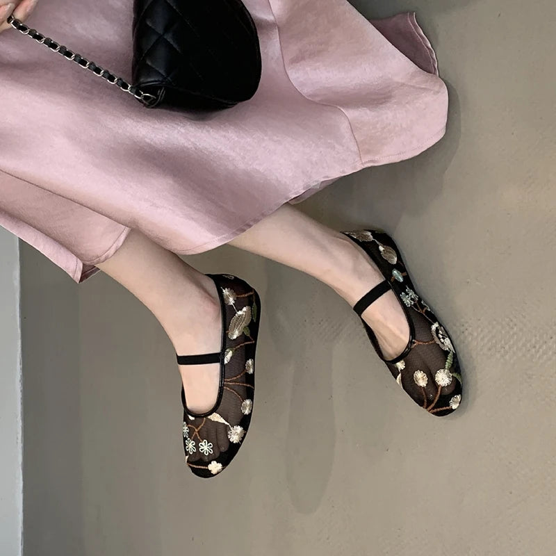 Mesh Gauze Ventilation Soft Sole Single Shoes Women's Round Toe Embroidery Design Mary Jane Shoes Spring Summer Ballet Shoes